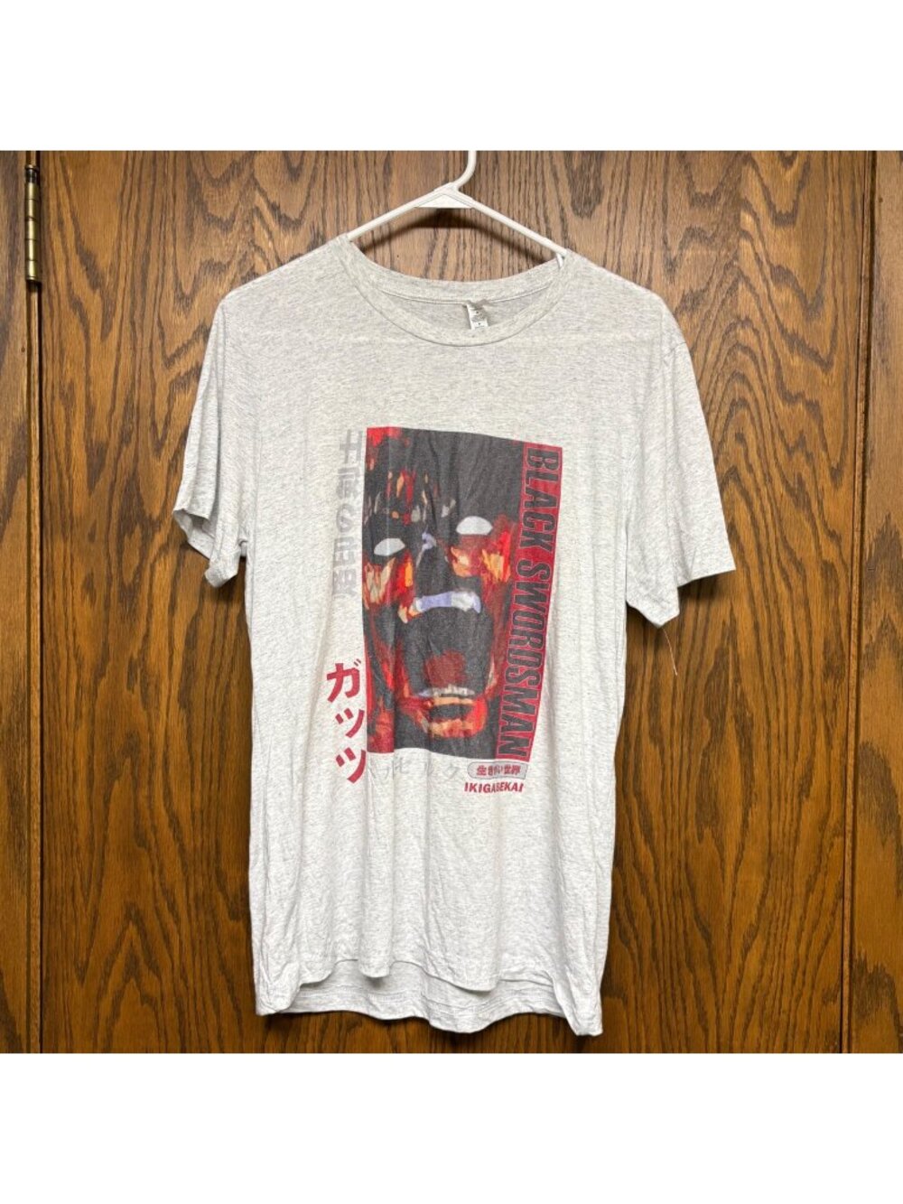 Black Swordsman Graphic T-Shirt Size Medium Heather Gray Anime-Inspired Tee